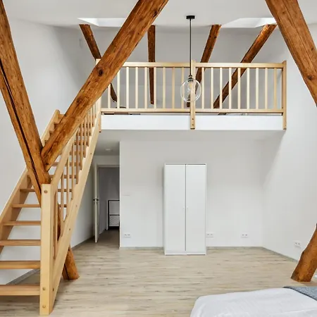 Spacious Two-storey With A Terrace In The Center